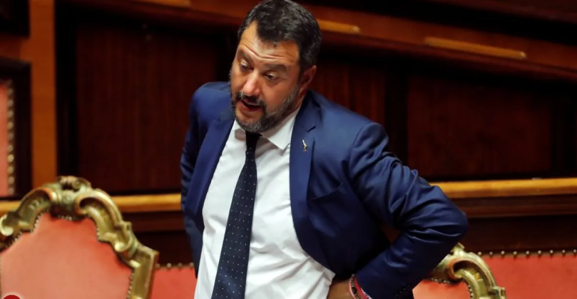 Spory v italské vládě. Salvini tlačí na předčasné volby, a to co nejdříve
