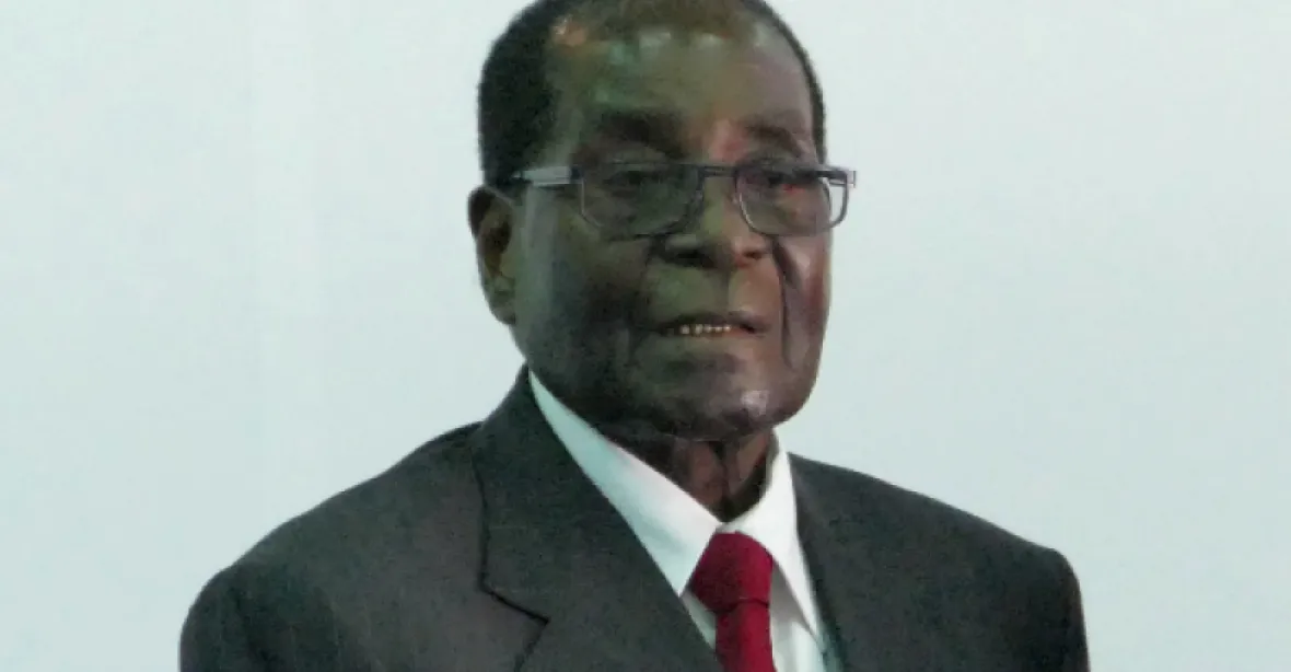 Zemřel exprezident Mugabe. Železnou rukou dovedl Zimbabwe k bídě