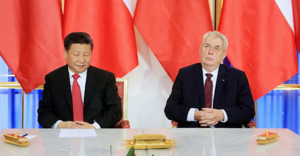 Čínská ambasáda slaví na Žofíně. Prezident Zeman nebude chybět