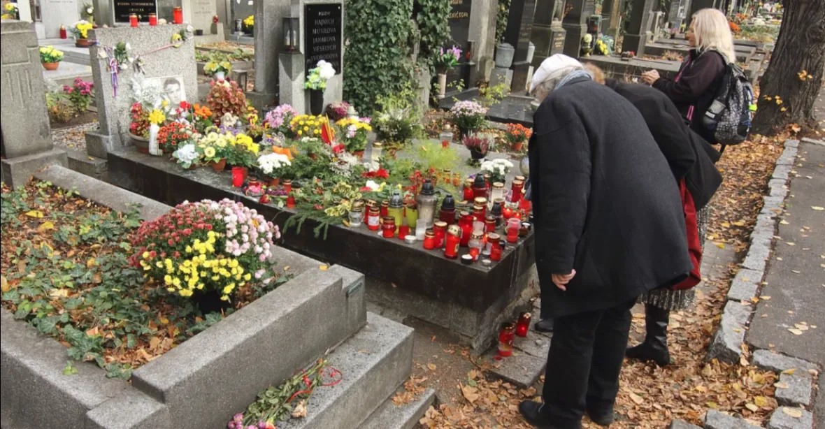 Efektivněji po životě. Praha sloučí od ledna 2020 správu hřbitovů a pohřební ústav