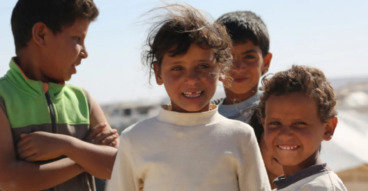 Čtyřiceti syrským dětem bychom pomoci mohli, připustil Petříček. Hamáček i Babiš jsou ale proti