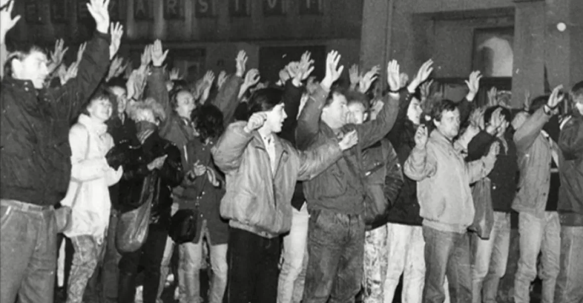 Listopadová revoluce začala v Teplicích. Smog donutil komunisty k dialogu