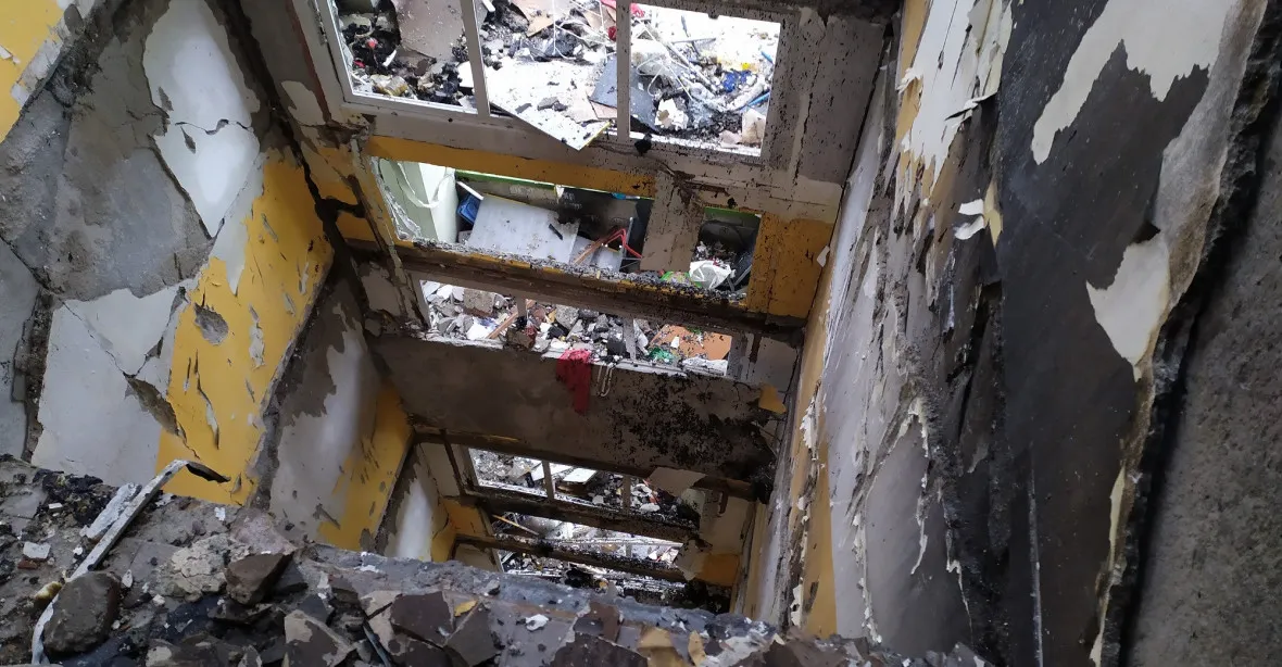 Obraz zkázy a utrpení. Policie zveřejnila fotky domu po výbuchu