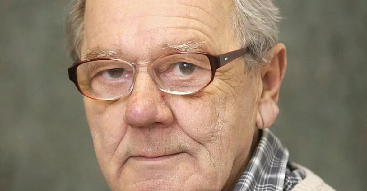 Zemřel novinář a básník Günter Motýl. Spoluzakládal ostravské Občanské fórum