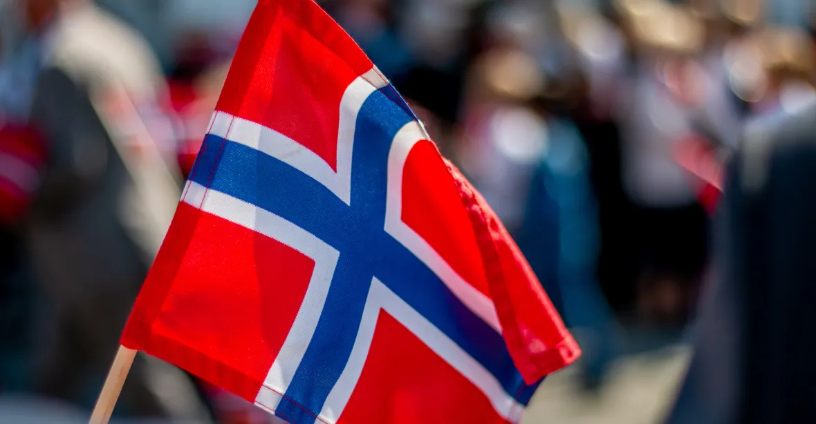 Personální zemětřesení v norské vládě kvůli návratu ženy spojené s Islámským státem