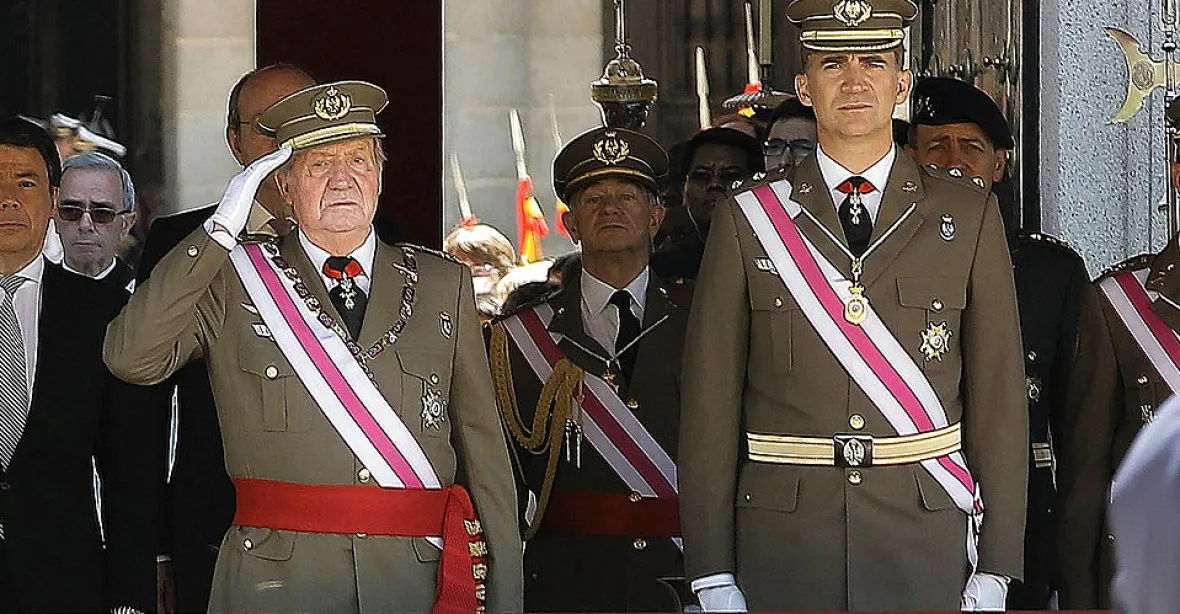 Španělský král se vzdá dědictví po otci, tomu navíc odebral jeho penzi