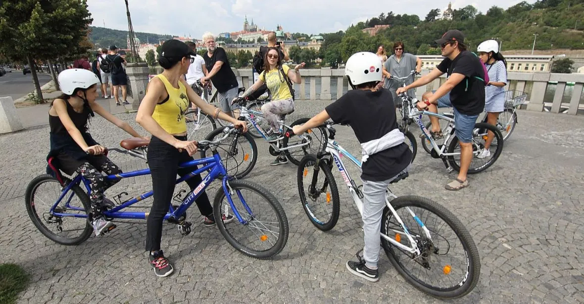 Zbytečné a kontraproduktivní, tvrdí magistrát o zákazu cyklistů v Praze 1