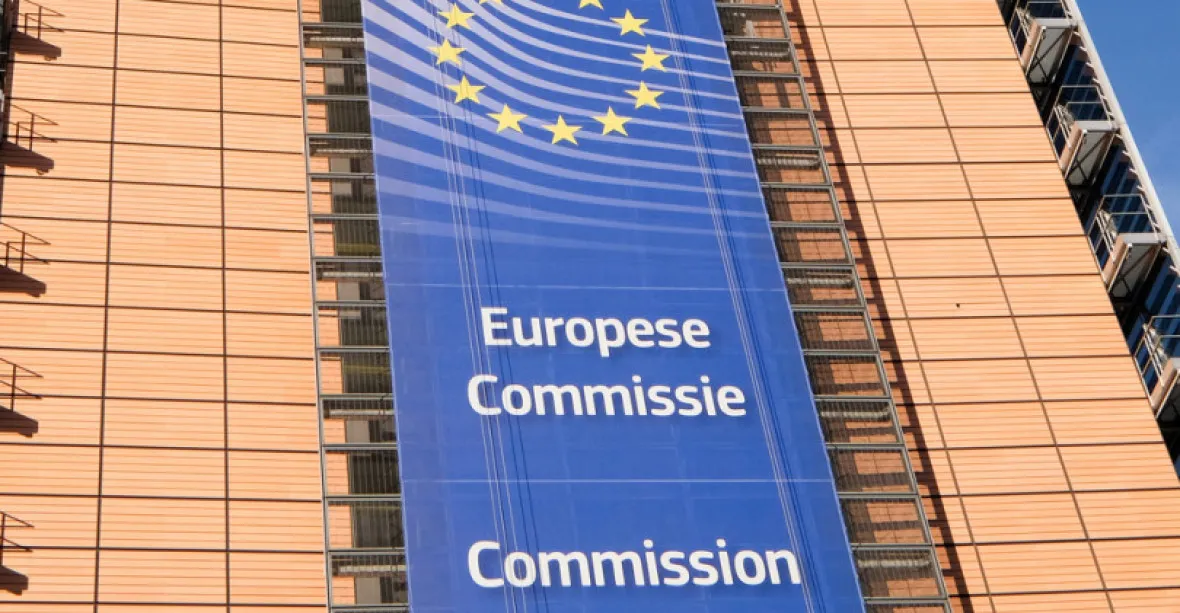 Evropská komise podpoří kurzarbeit 100 miliardami eur