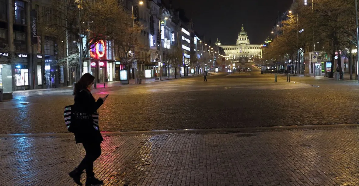 Praha bez turistů je nonsens, ale vypadat jinak by mohla