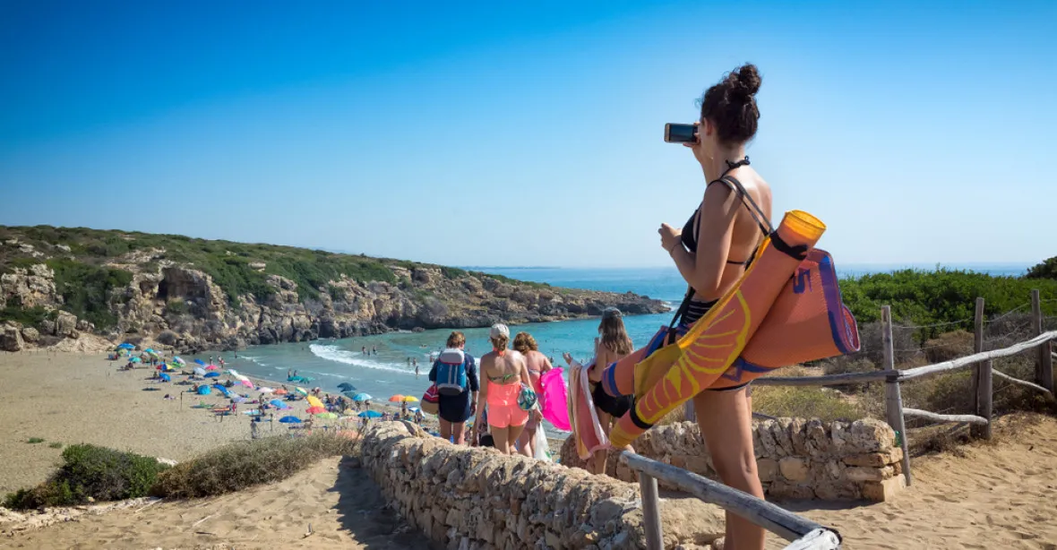 Sicílie láká turisty: zaplatí jim půlku letenky a každou třetí noc v hotelu