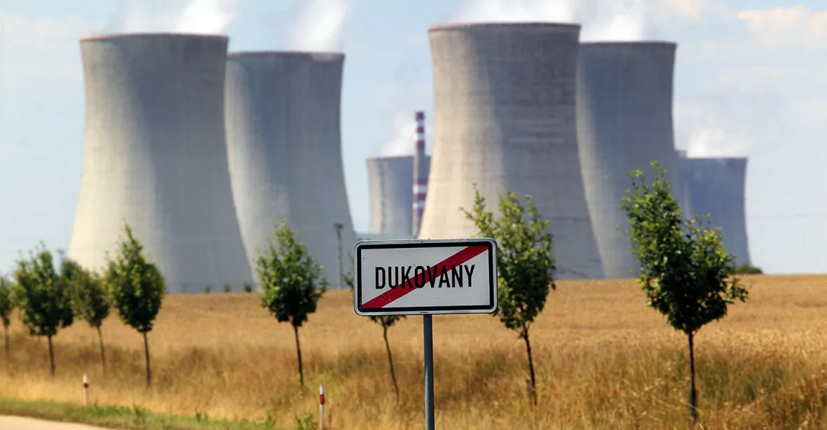 Proč Babišova vláda tak spěchá s přípravou nového atomového bloku v Dukovanech