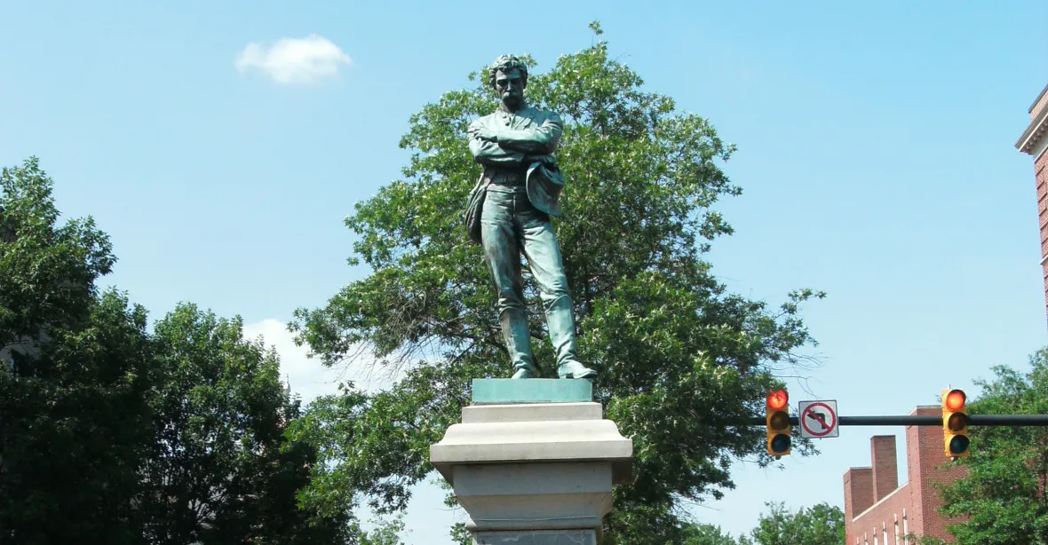 V USA odstraňují další sochu. Voják Konfederace není dnes pohodlný