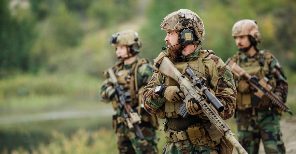 Američtí vojáci v Evropě mají význam i pro USA, brání jejich přítomnost šéf NATO