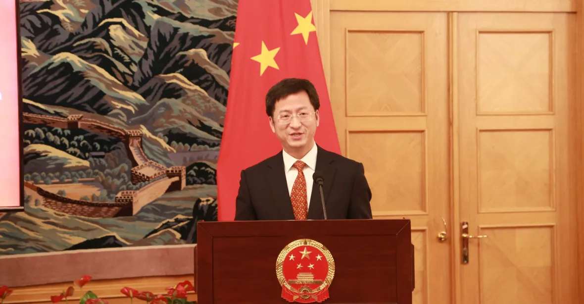 Čínský velvyslanec nesouhlasí s Vystrčilovým Tchaj-wanem. „Proč by si Česko s Čínou ničily vztahy?“