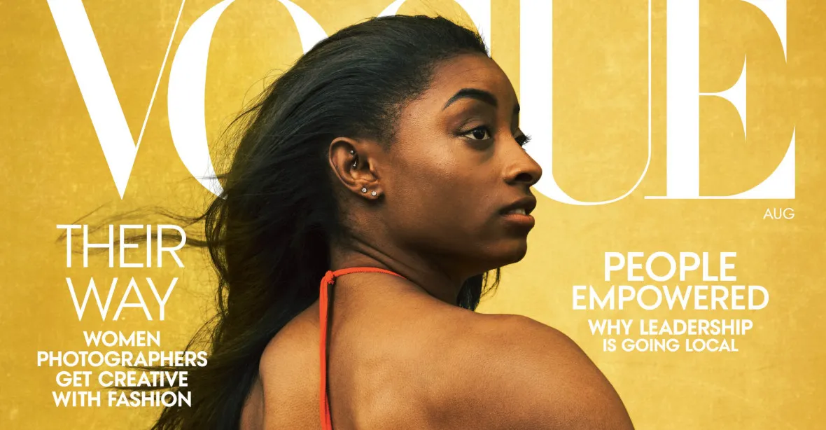 Vogue čelí kritice. Černošskou gymnastku fotila Annie Leibovitz, která není černá