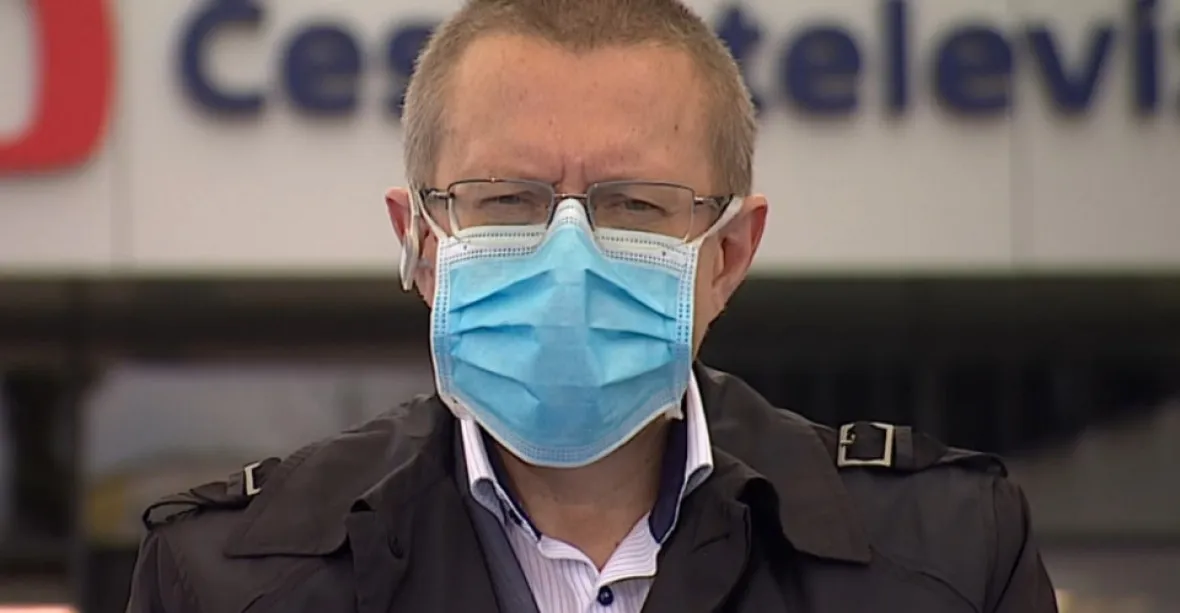 V Praze přibylo za 24 hodin přes 60 případů koronaviru. Ve světě rekordních 253 tisíc