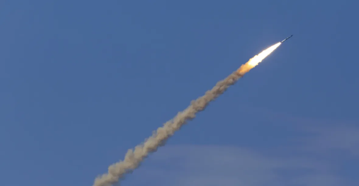 Maďaři koupí za miliardu dolarů americké rakety, které mají „zastrašovat“