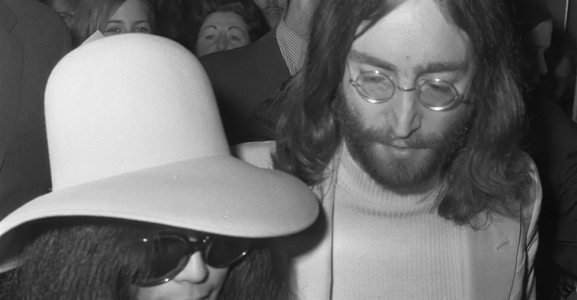 Vrah Johna Lennona úřady ani pojedenácté neobměkčil