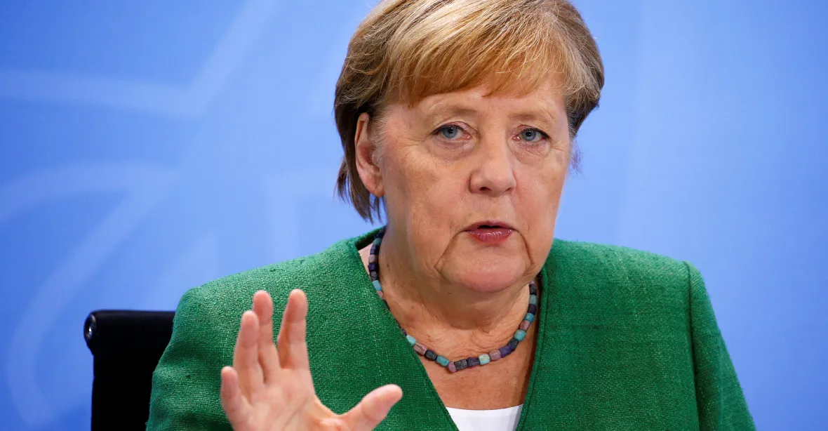 „Zvládli jsme toho opravdu hodně,“ hájí Merkelová německý postup v migrační krizi
