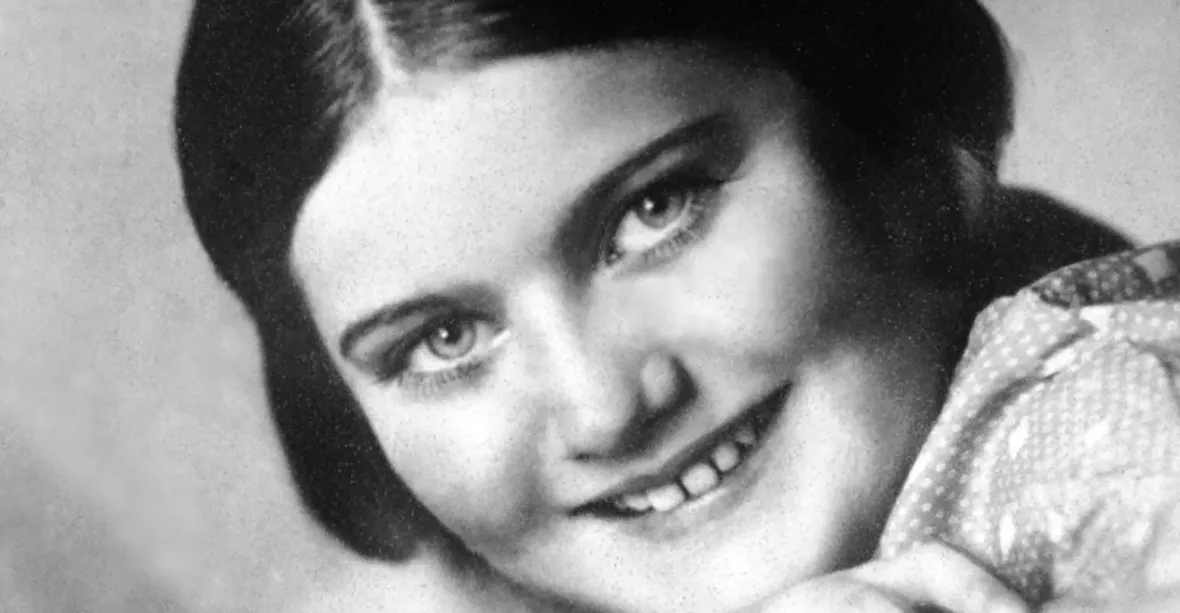 Nacisti odhalili její úkryt. Vychází Reniin deník, zápisky „polské Anny Frankové“