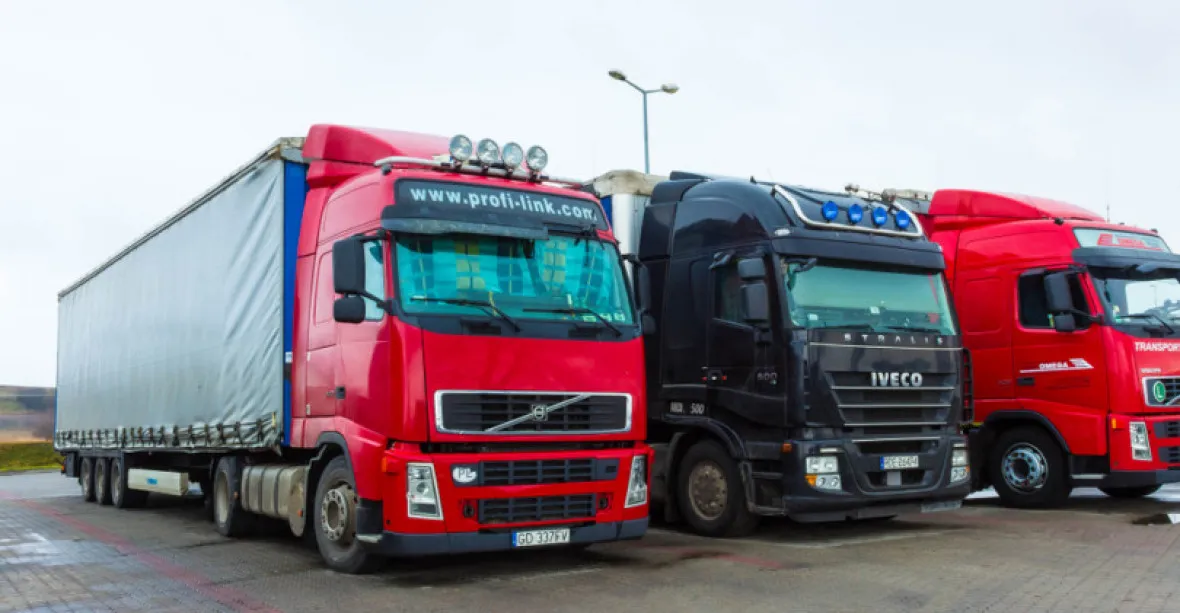 „Naděje je teoretická.“ Většina českých kamionů se do Štědrého dne z Británie nevrátí