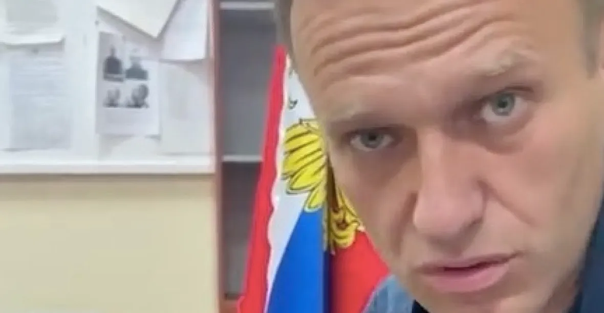 „Nehodlám spáchat sebevraždu,“ vzkazuje Navalný pro všechny případy z vězení