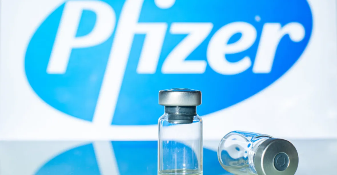 Francie poskytne Česku 100 000 dávek vakcíny Pfizer, oznámil Babiš