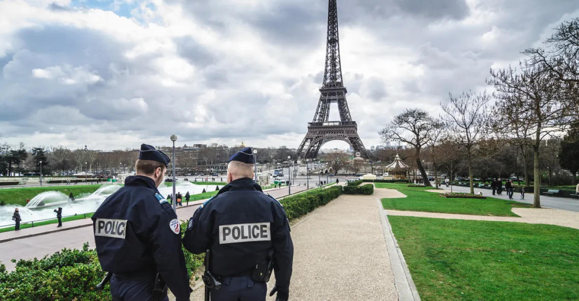 Loňský jarní exodus se opakuje. Francouzi prchají z Paříže kvůli přísné uzávěře