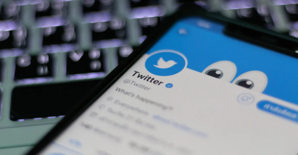 Ruský soud potrestal Twitter pokutou. Nemažete zakázaný obsah, vytýká internetovému gigantu