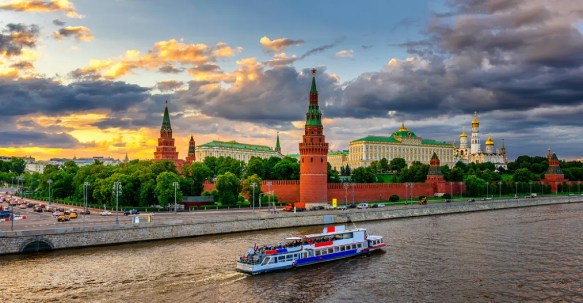 V Moskvě úřaduje covid. Denní přírůstky se ztrojnásobily, město zavádí opatření
