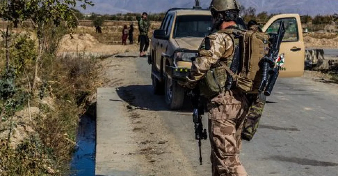 Policie obvinila čtyři české vojáky z podílu na smrti Afghánce