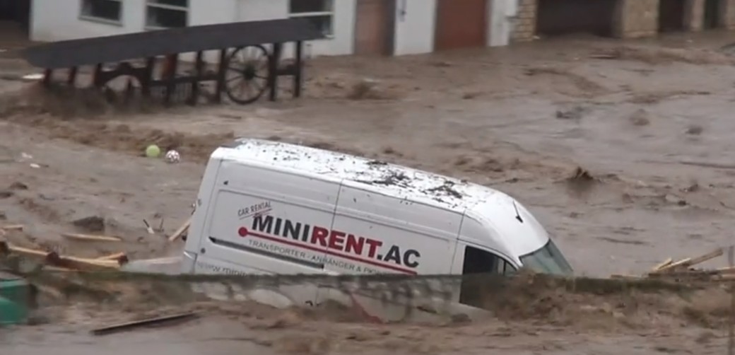 Katastrofální záplavy v Německu. Desítky mrtvých a ...