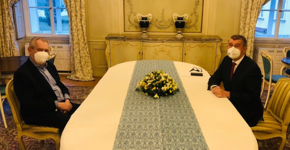 Babiš se v pondělí setká s prezidentem Zemanem, nevyloučil jednání o vedení BIS