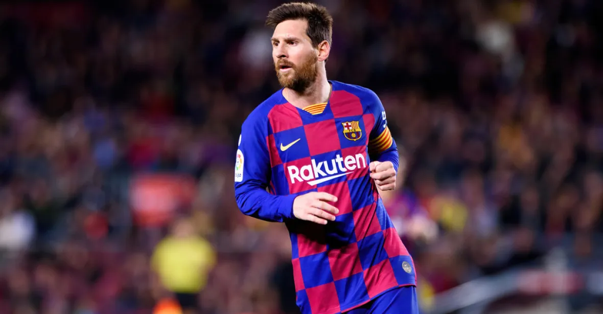 „Nechtěl jsem odejít.“ Messi se v slzách loučí s Barcelonou