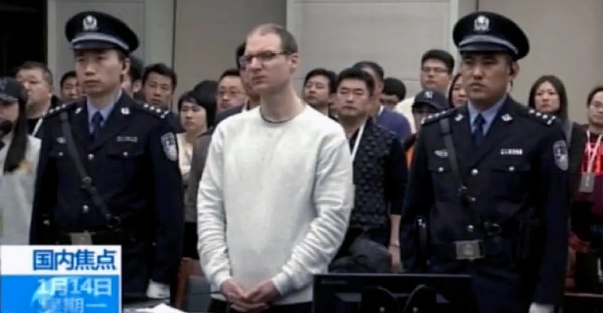 Kanaďan dostal v Číně patnáct let za pašování drog. Po odvolání Peking trvá na trestu smrti