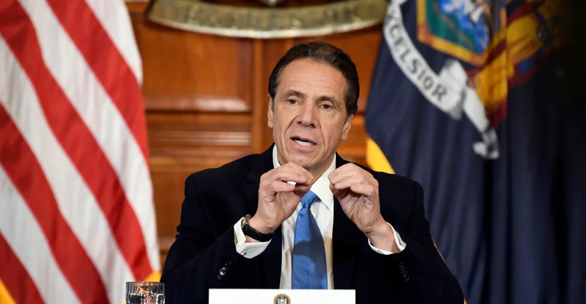 Newyorský guvernér Cuomo rezignoval kvůli obviněním ze sexuálního obtěžování