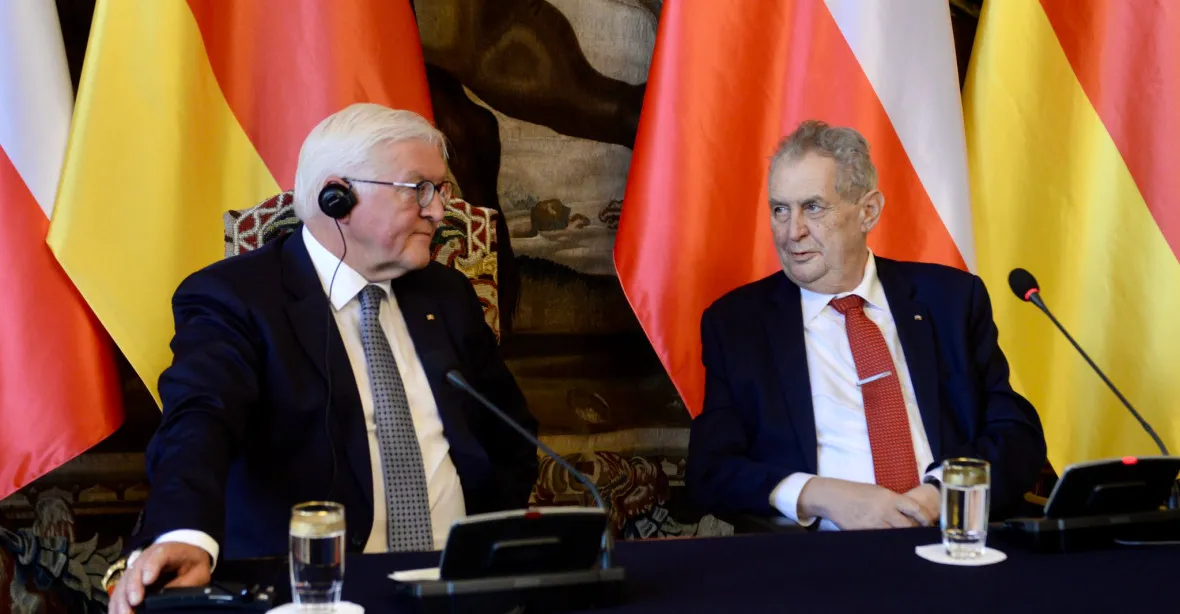 Zeman a Steinmeier se rozešli v názorech na zelenou EU, shodli se u Tálibánu