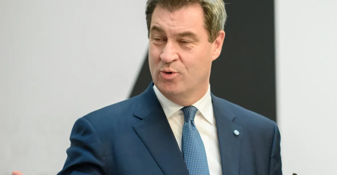 Hrozí politický sesuv, vysoké daně a dluhy, varoval Söder po svém triumfu v bavorské CSU