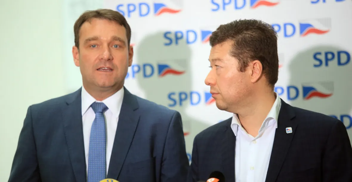 ANO a SPD svorně kritizují vznikající koalici kvůli počtu místopředsedů sněmovny