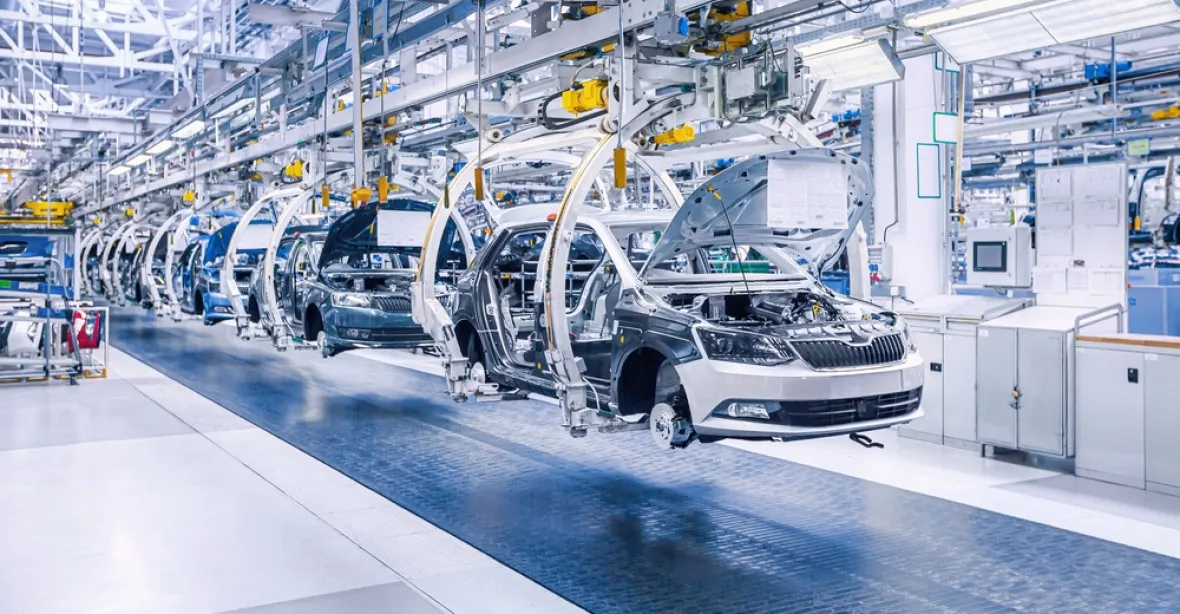 Škoda Auto v neděli obnoví výrobu ve většině provozů