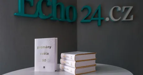 Echos Buch ist das erfolgreichste in der tschechischen Crowdfunding-Geschichte.  Veränderungen in der Welt erreichen den Leser.  Es wird einen Nachdruck geben