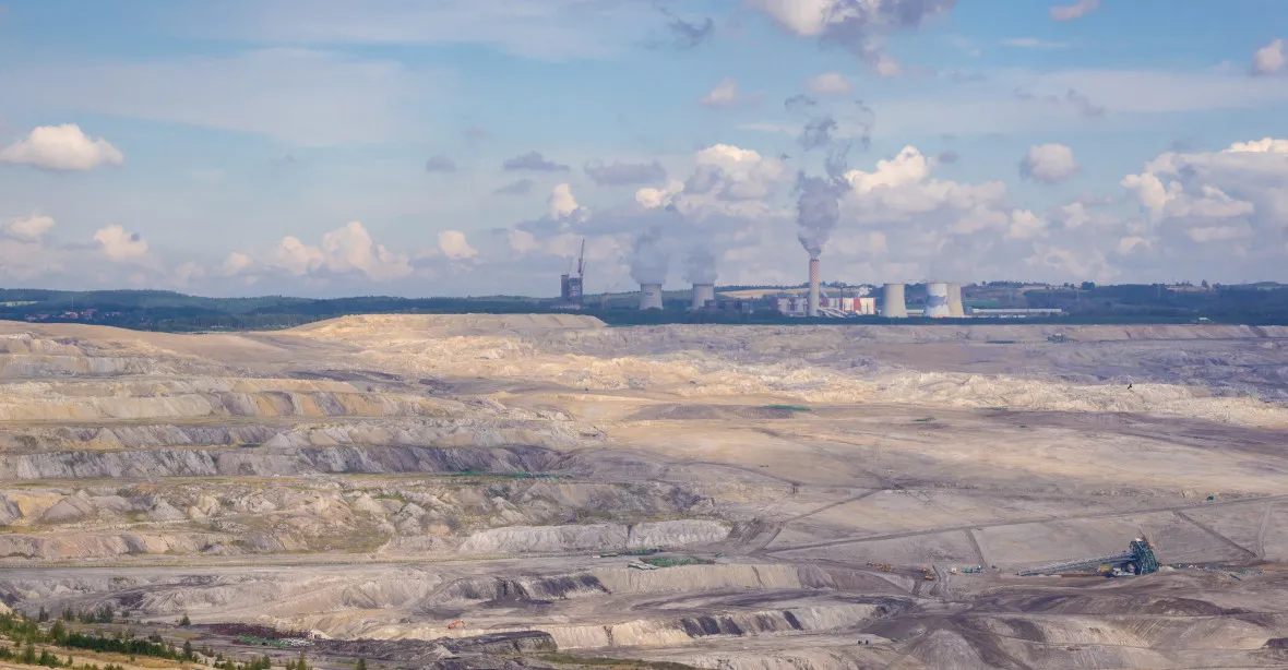 „Nejsme nepřátelé horníků.“ Aktivisté ze třech zemí žádají zavření dolu Turów