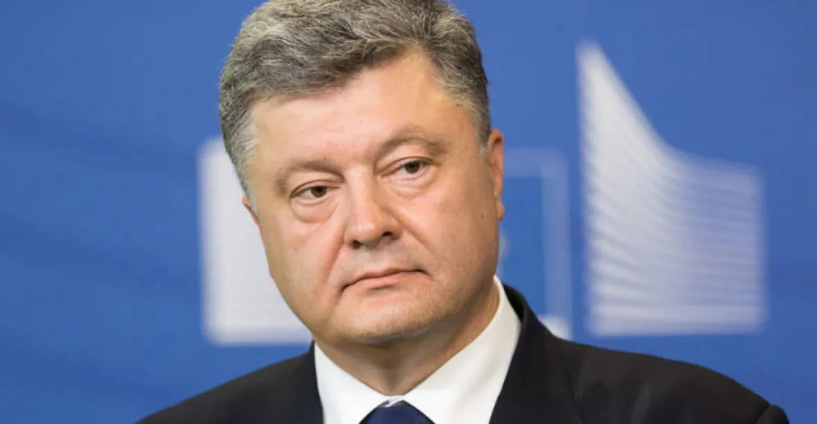 Exprezident Porošenko se vrátil na Ukrajinu, hrozí mu 15 let vězení