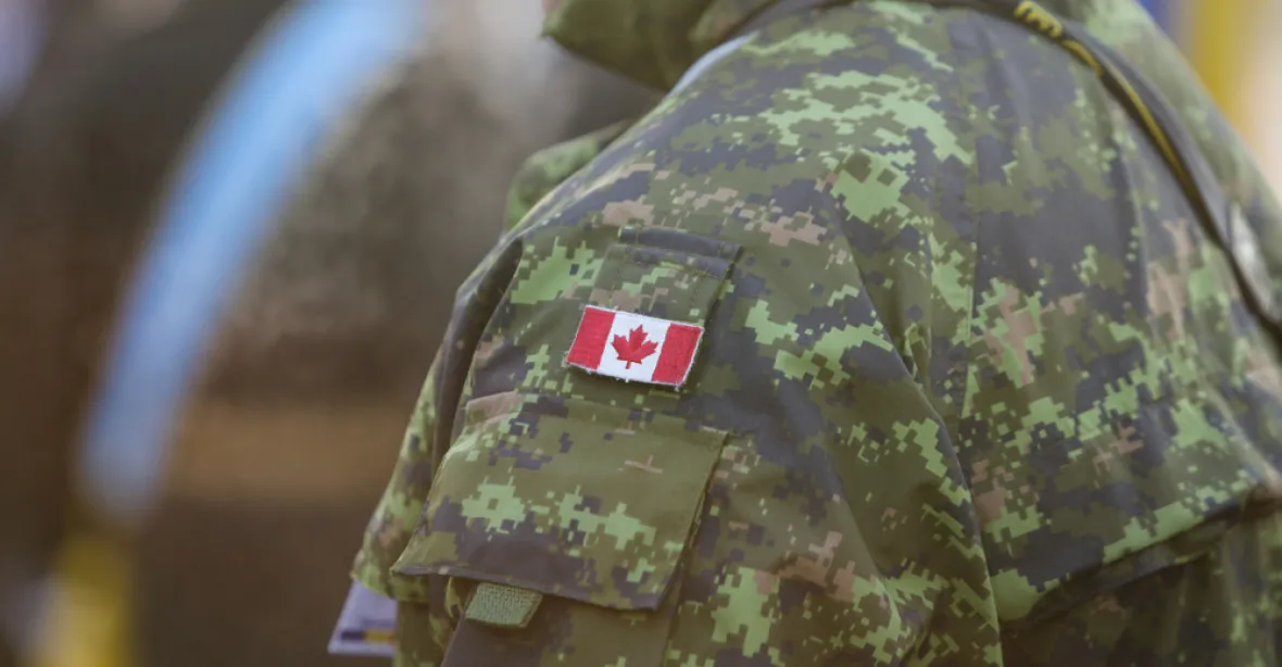 Kanada posílá na Ukrajinu speciální jednotky. Británie jí poskytuje protitankové zbraně