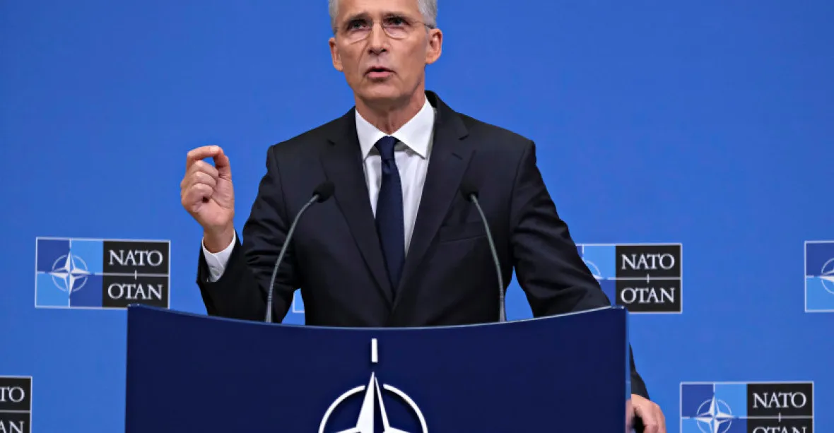 NATO předloží Rusku písemné návrhy k řešení bezpečnosti. Chceme jednat, říká Stoltenberg