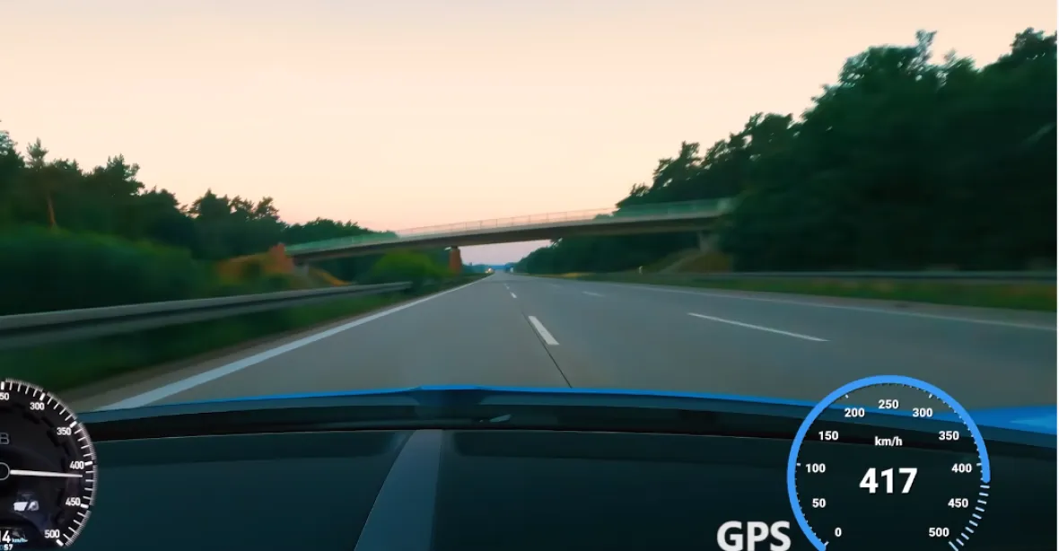 VIDEO: Český miliardář Passer jel na německé dálnici 417 km/h. Němci protestují