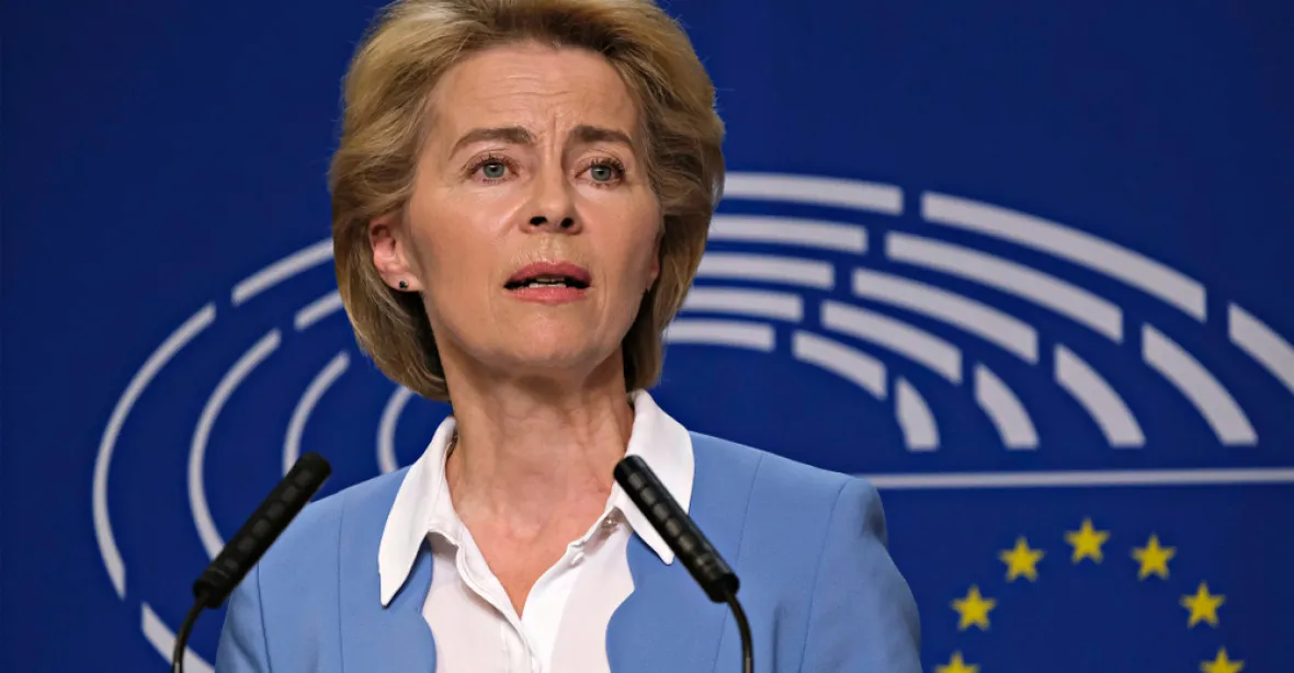 EU hodlá reagovat „masovými sankcemi“ proti Rusku, říká šéfka Evropské komise