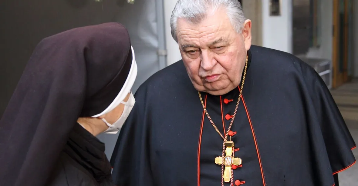 „Sčítání lidu je fake news.“ Kardinál Duka zpochybnil nebývalý odklon lidí od církve