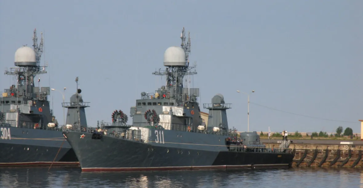 Černomořská flotila vyplula z přístavů. Rusko zahájilo další cvičení poblíž Ukrajiny