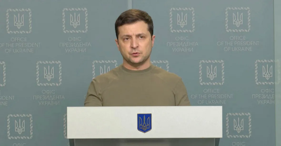 Zelenskyj: V Kyjevě jsou ruští diverzanti, jsem cíl č.1. Ukrajina je v boji sama
